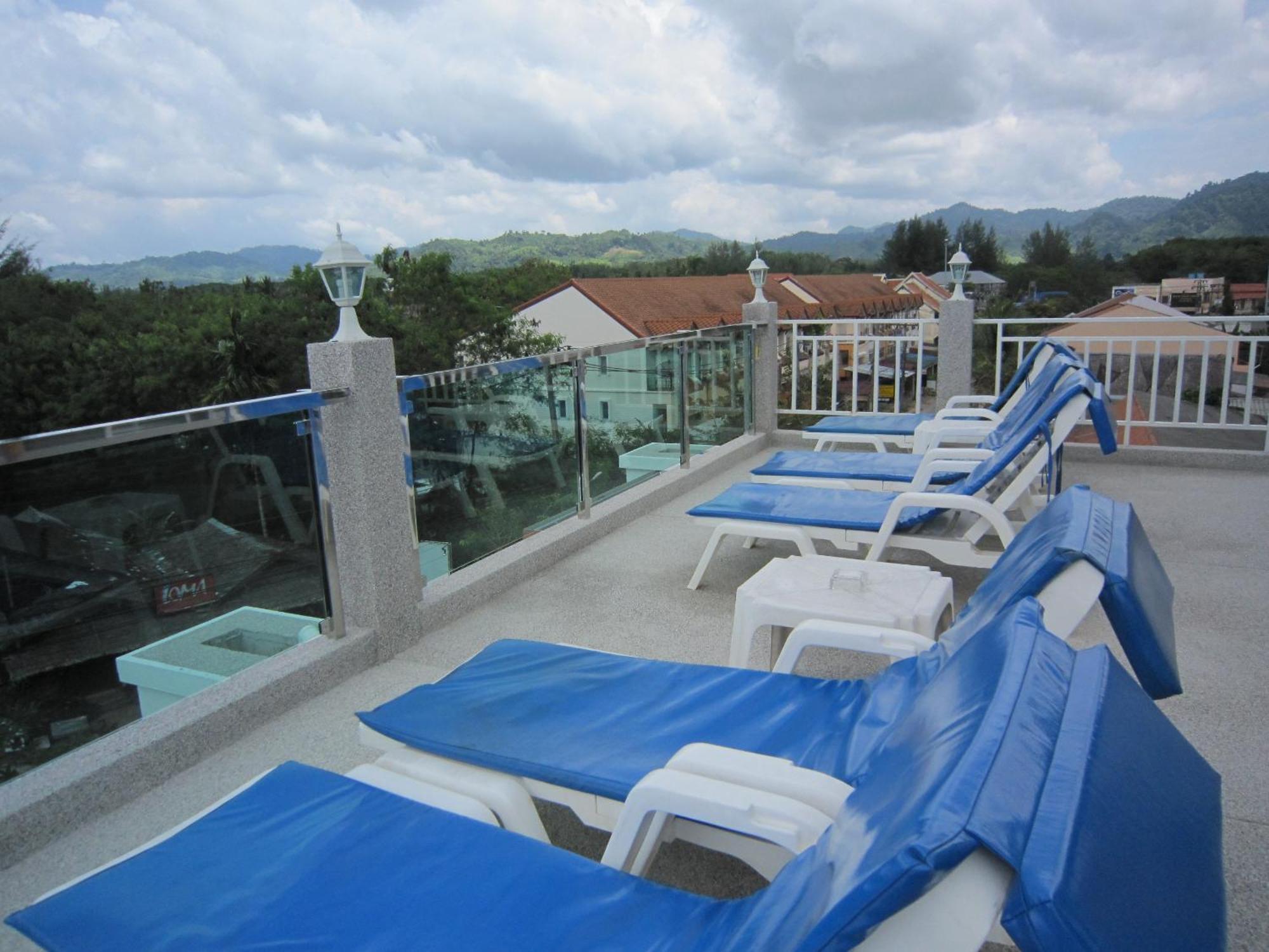 White Cat Hotel Khao Lak Exterior photo
