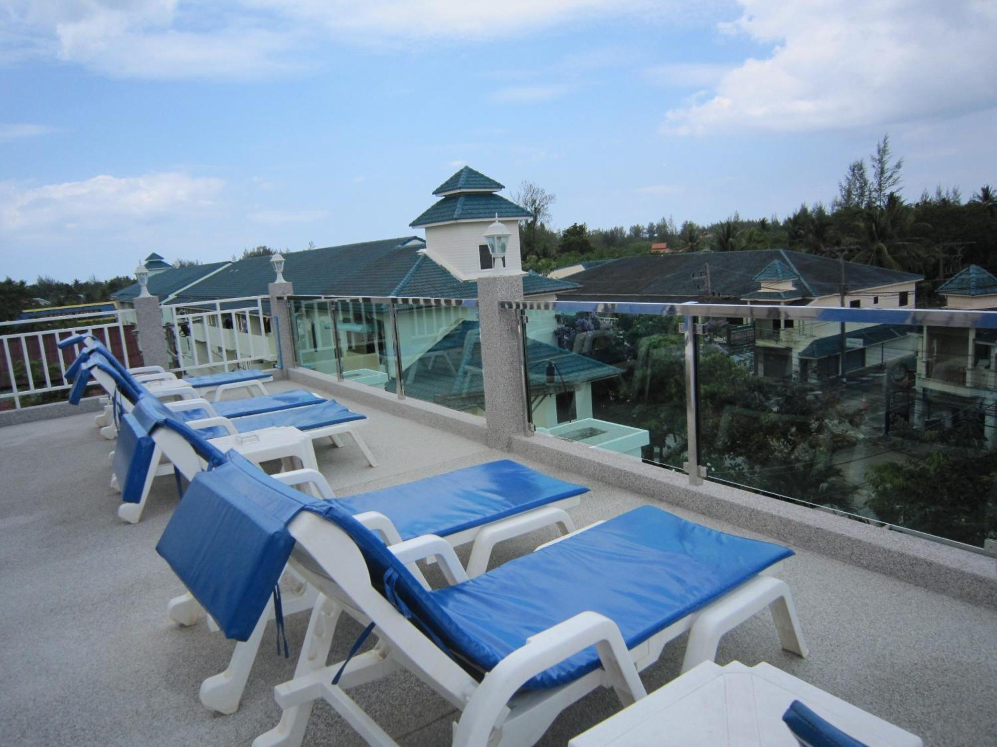 White Cat Hotel Khao Lak Exterior photo